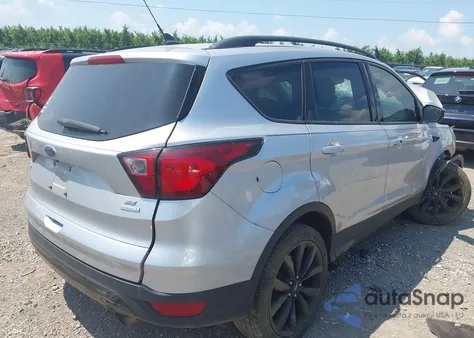2019 Ford Escape Se из США, поврежденный, VIN 1FMCU0GD7KUB21335